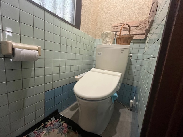 下関　長府川端　中古戸建　トイレ